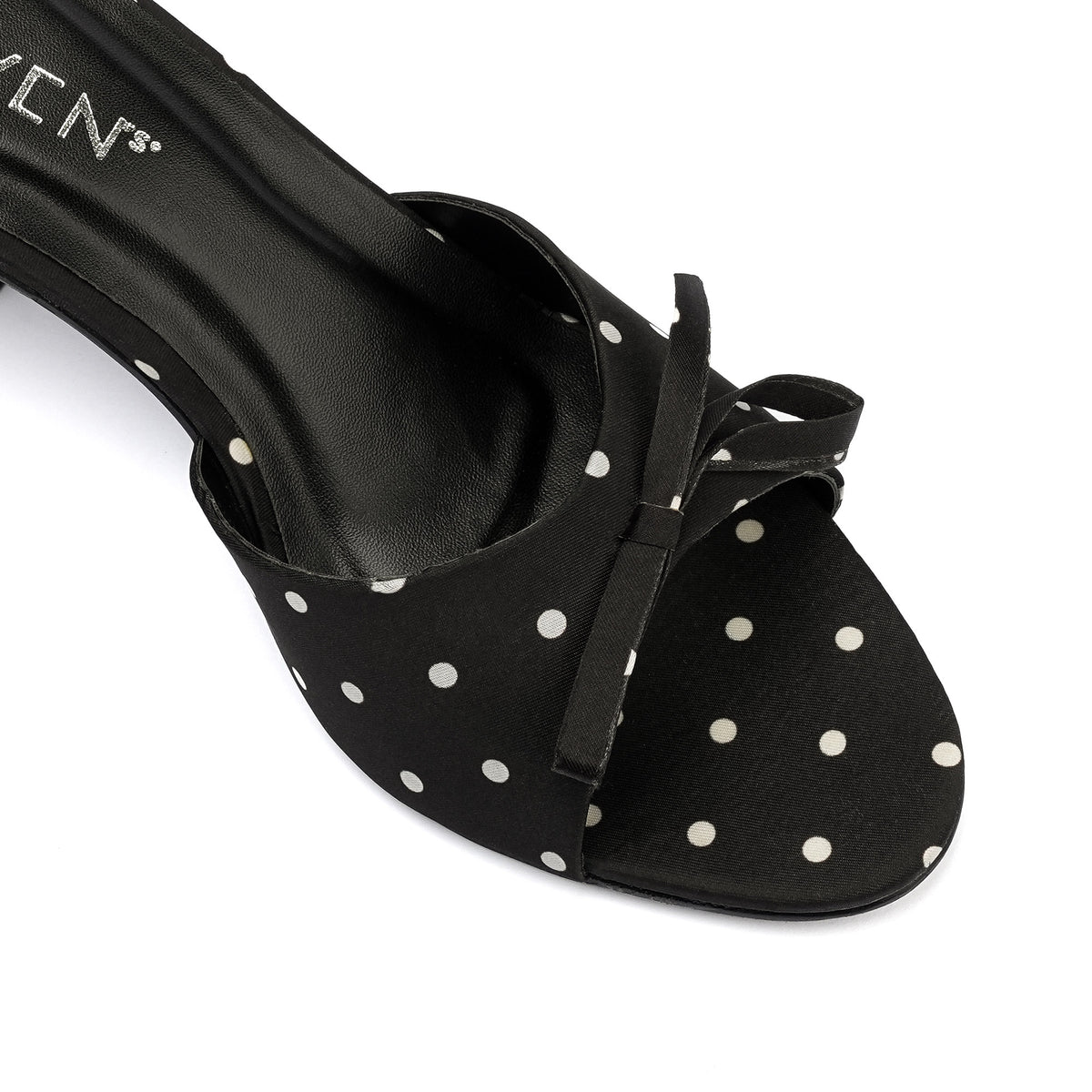 Polka Dots Heels
